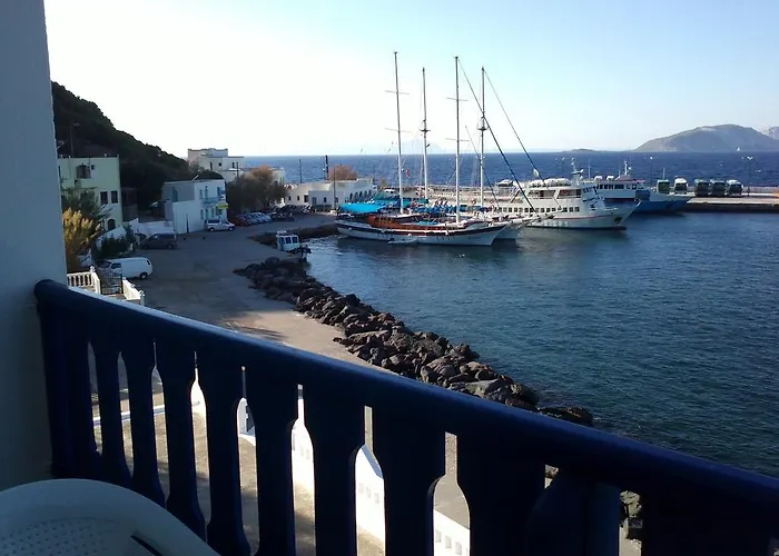 Polyvotis Hotel Mandrákion